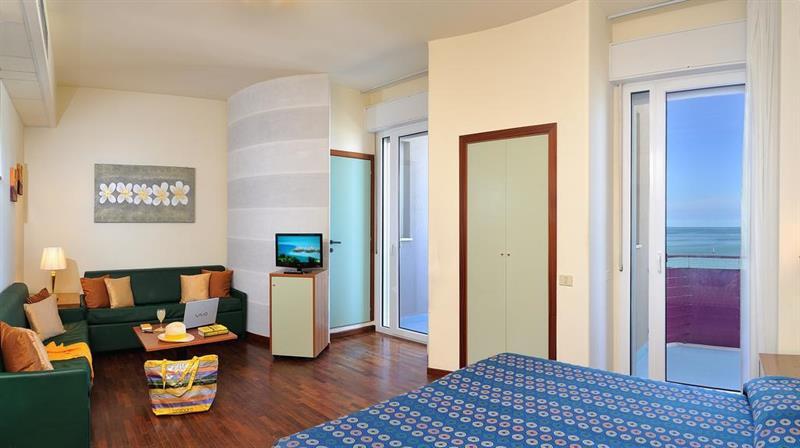 Hotel Atlantic Vista Mare Пезаро Экстерьер фото